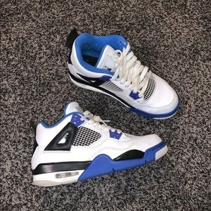 Jordan Retro 4